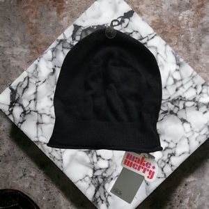 Nordstrom Make Merry Lightweight Soft Beanie NWT
